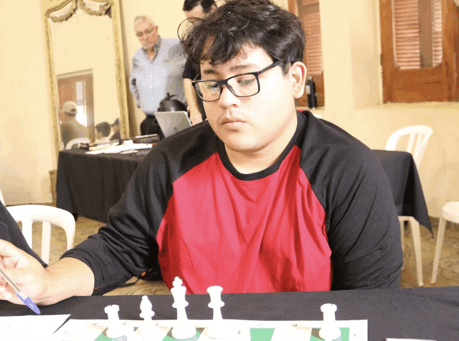 El MN Arnold Mayeregger gana el VIII Grand Prix y continúa en racha