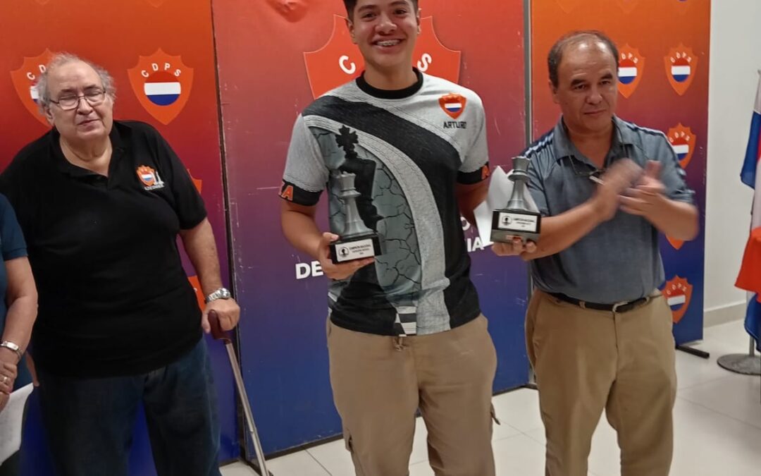 La doble corona del MF Arturo Cáceres: Campeón Nacional de Blitz y Rápidas