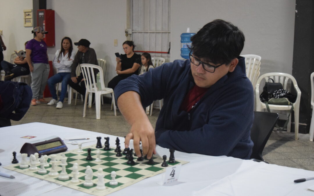 Un épico desenlace en el VII Grand Prix del Club Alekhine consagra al MN Arnold Mayeregger como campeón